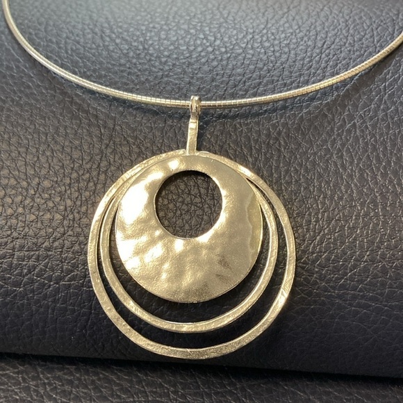 Silpada hammered .925 sterling silver circle pendant necklace PRICE FIRM - Picture 7 of 7